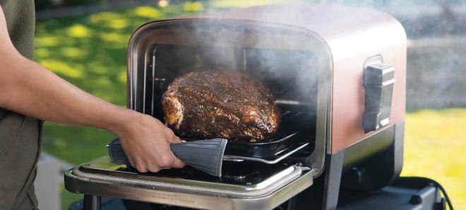 BBQ all'aperto: arrivano i set completi Ninja Woodfire in promo