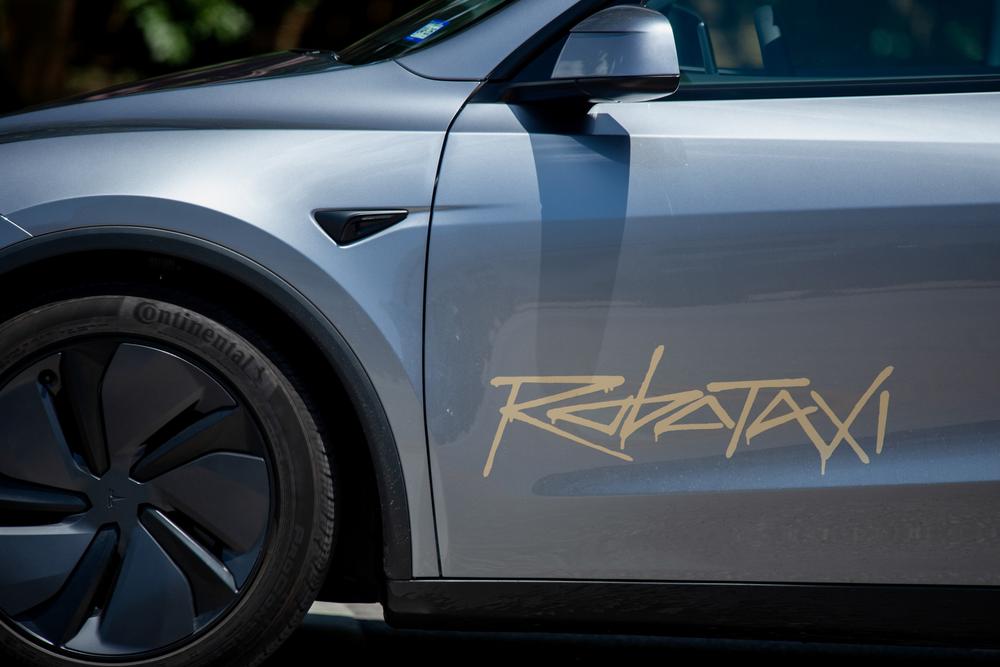 Elon Musk wants to bring Tesla’s robotaxis to SF — good luck