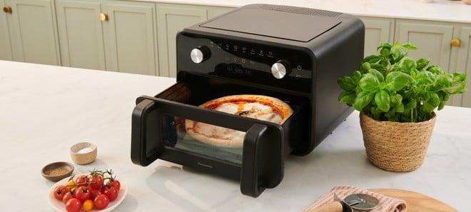 Panasonic presenta Flex a IFA 2025, la friggitrice ad aria che rimpiazza il forno