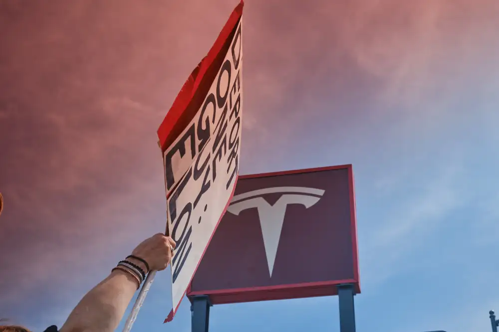 Tesla reports 14 percent drop in second-quarter vehicle deliveries