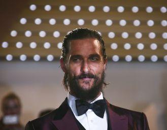 Matthew McConaughey e Michael Caine si fanno clonare la voce. Trovato accordo con ElevenLabs