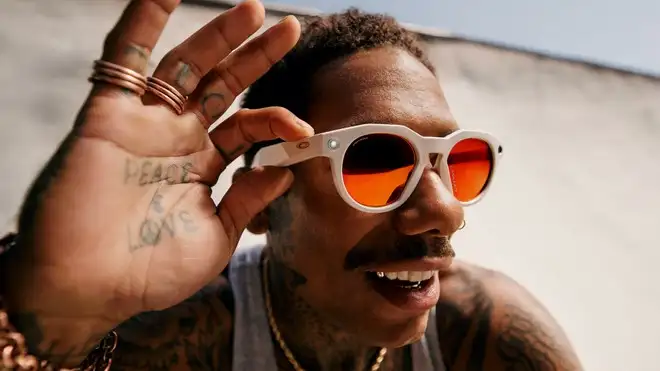Oakley Meta sono i nuovi occhiali smart dal cuore sportivo: dall'11 luglio in Italia