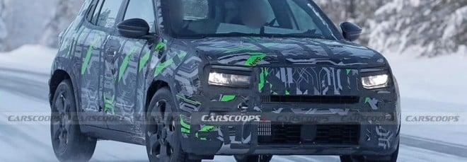 Nuova Jeep Avenger 2027, ecco come cambierà con il restyling | Foto spia