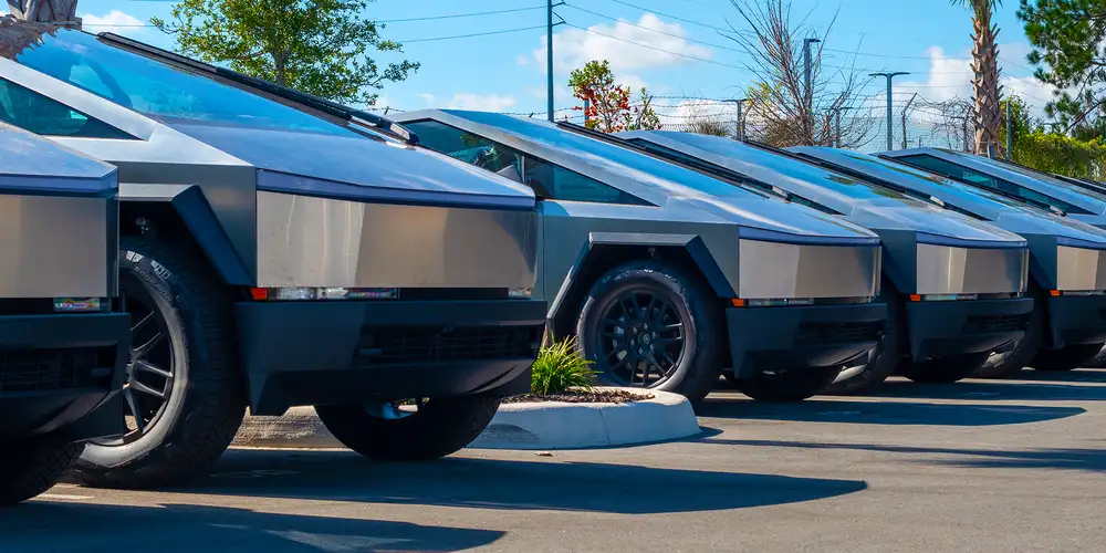 “That’s a lot of stainless steel”: Tesla stuck with 10,000 Cybertrucks that no one will buy