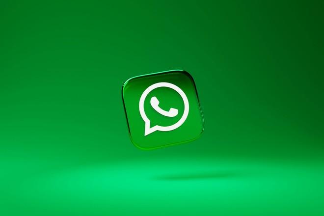 WhatsApp, gli sfondi per le chat generati dall'AI sono in arrivo anche su iOS