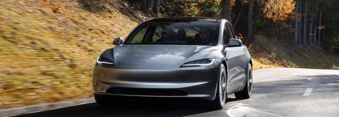 Tesla taglia il prezzo della Model 3 Long Range RWD: adesso è compatibile con gli incentivi