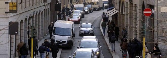 Milano, nella ZTL Quadrilatero della moda si entra nel vivo: da sabato 12 luglio scattano le multe