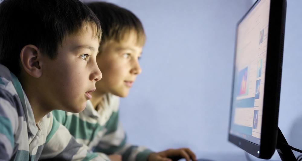 Preoccupazione nelle sedi Meta e TikTok: “Ci sono ancora troppi bambini senza deficit d’attenzione”