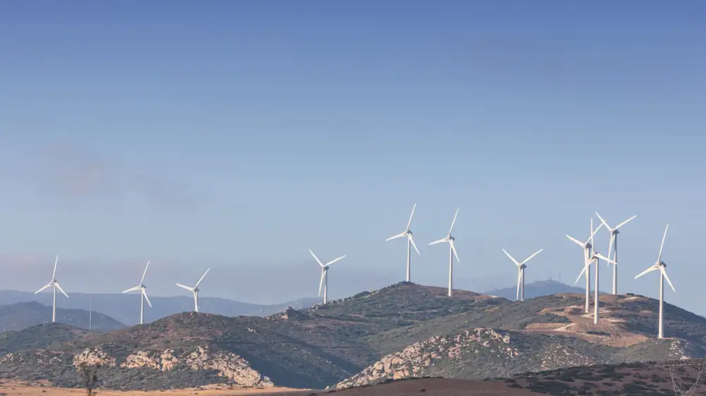 Spanish blackout report: Power plants meant to stabilize voltage didn’t