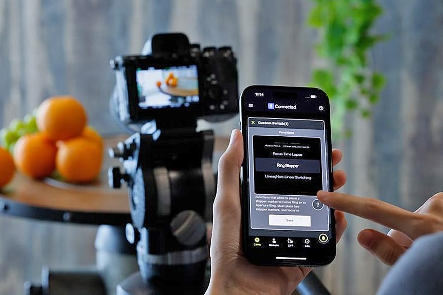 Tamron’s new dongle lets you wirelessly control your lens from your phone