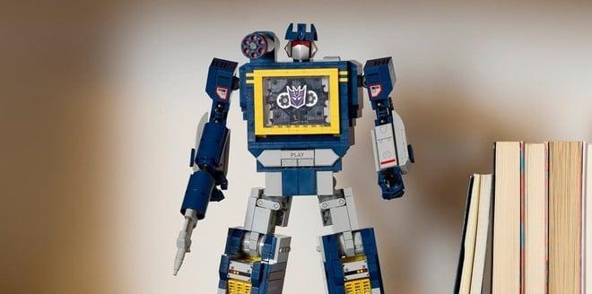 Lego Soundwave Decepticon: parla e si trasforma con i suoi scagnozzi