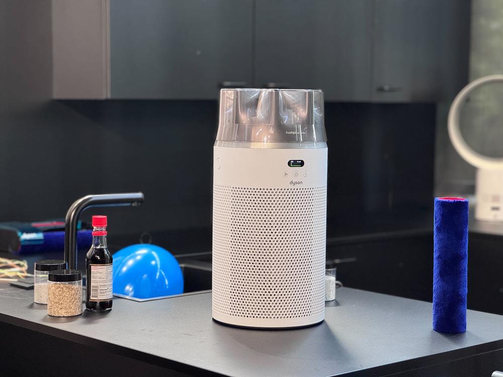 This Dyson air purifier shoots out fresh air like a jet engine