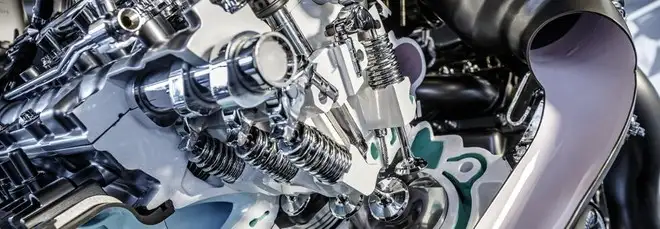 Mercedes-AMG, il nuovo motore V8 che rimarrà in produzione finché i clienti lo vorranno