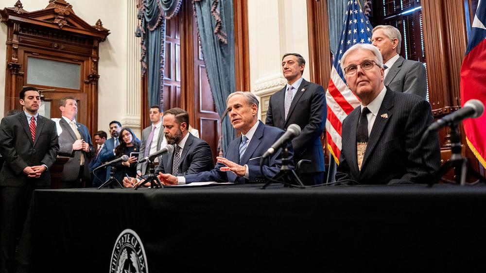 Texas Politicians Used Burner Email To Request FEMA Funds