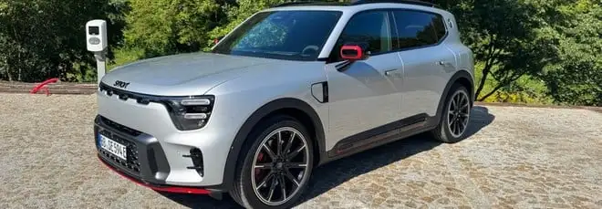 Non vuoi più la tua Tesla? Smart la supervaluta se acquisti una Smart #5