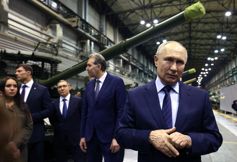 How fragmented sanctions prolong the war and empower Russia’s defense industry