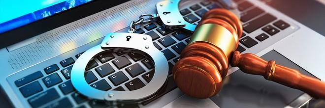 Calcio e pirateria, arriva la stretta: utenti illegali rischiano richieste di risarcimento