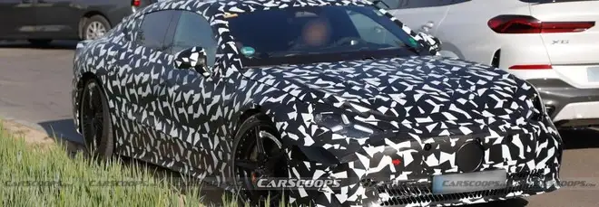 Mercedes-AMG, la nuova EV prende forma: primi dettagli dalle foto spia