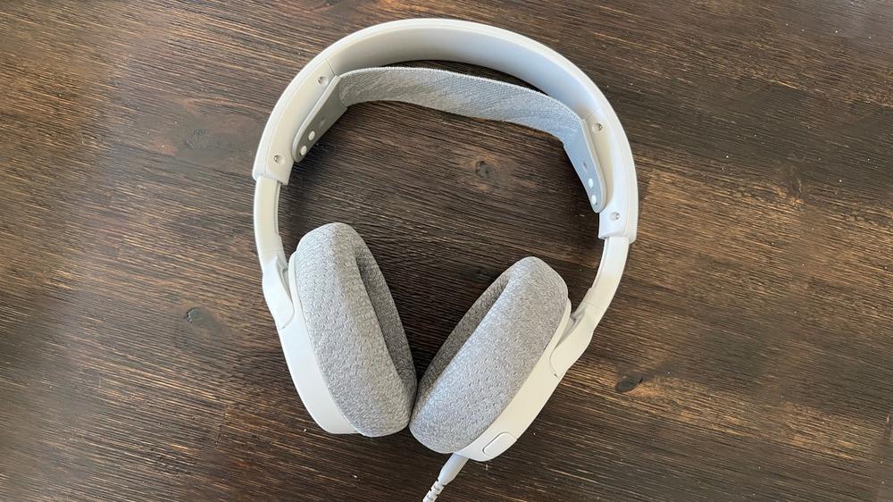 The SteelSeries Arctis Nova 1 Gaming Headset Drops Below Black Friday Price