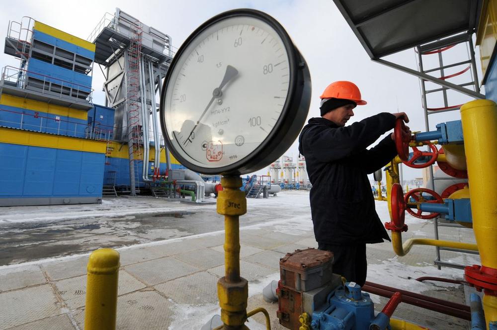Ukraine imports Azerbaijani gas for first time as storage runs low