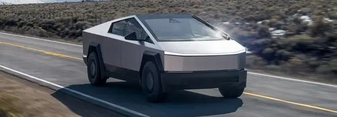 Tesla Cybertruck fatica a vendere e non è più il pickup elettrico preferito negli USA