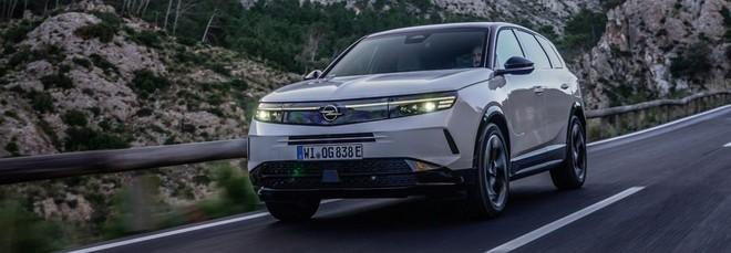 Opel lancia il Bonus Rottamazione: sconti fino a 10.000 euro per tutti