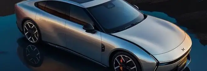 Nuova Xpeng P7 sta arrivando: tanta tecnologia per sfidare Tesla. Prime immagini ufficiali