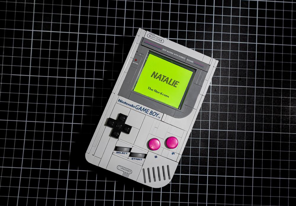 Nintendo’s chips let this Lego Game Boy upgrade kit play real cartridges
