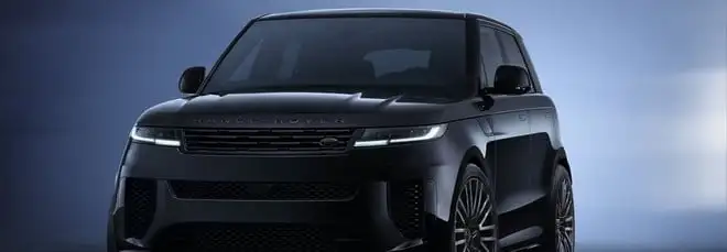 Range Rover Sport SV Black: la più potente di sempre ora si tinge di nero