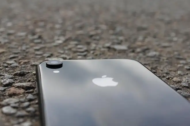 iPhone XS e XR, utenti a rapporto: c'è una notizia sugli aggiornamenti
