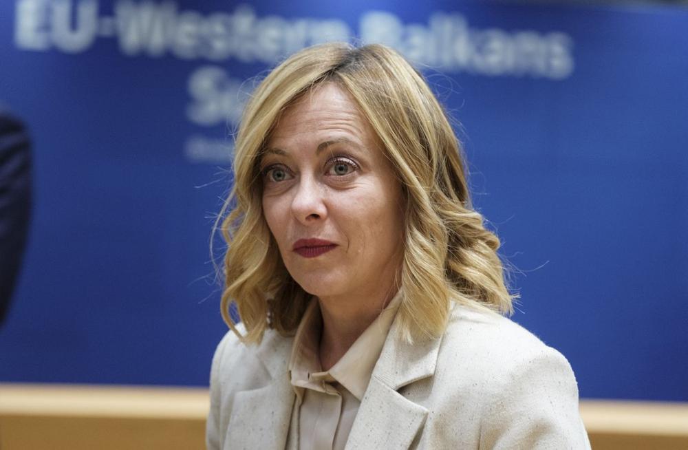US did not halt weapons shipments to Ukraine, Meloni says
