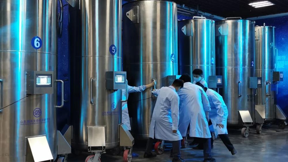 Man who cryogenically froze his wife faces backlash after finding new love years later
