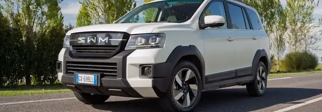 SWM G03F Super Hybrid, il nuovo SUV super ibrido con 1.000 km di autonomia