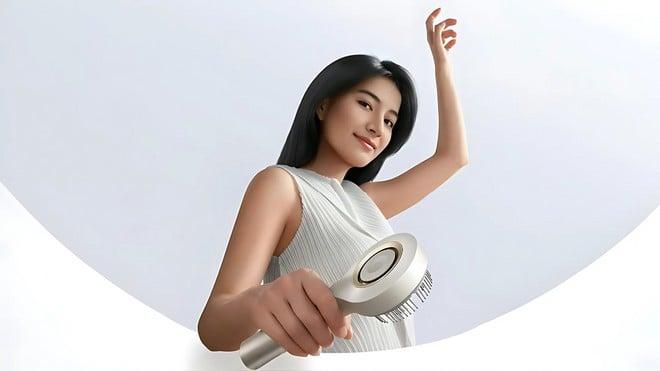 Xiaomi svela un pettine smart massaggiante con siero anti-caduta