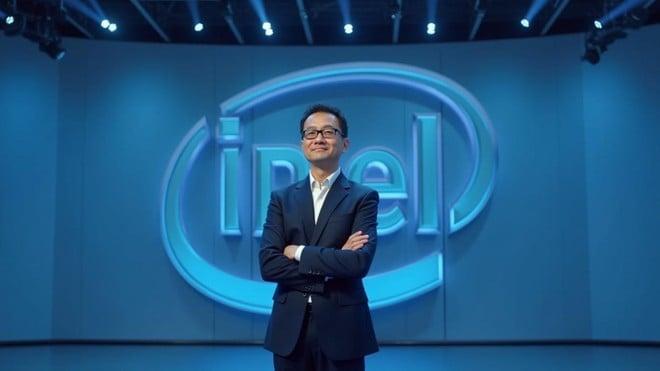Intel licenzia migliaia di lavoratori, il CEO: 