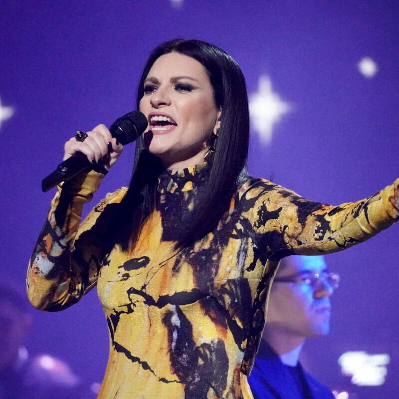 Diverbio tra Laura Pausini e Gianluca Grignani per “La mia storia tra le dita”: “È una cover di un brano che, se non sbaglio, ho scritto io”
