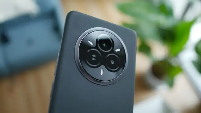 Realme 15 Series in arrivo: i nuovi midrange puntano su AI e fotografia