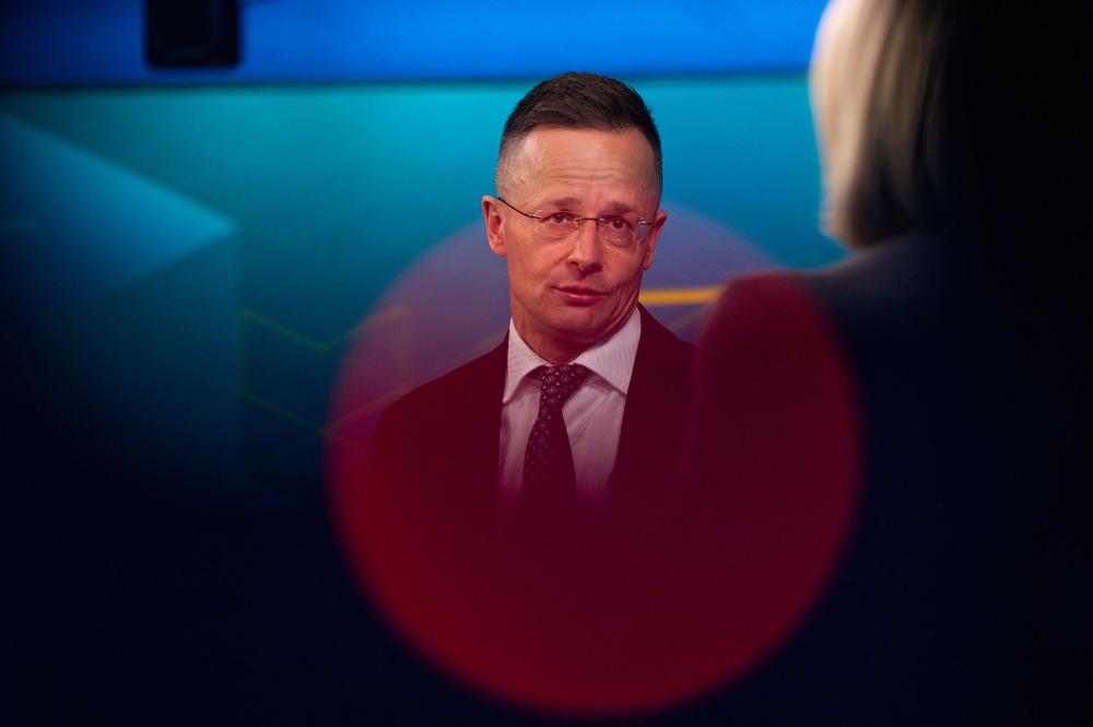 Hungary continues to veto Ukraine's accession to EU, negotiations