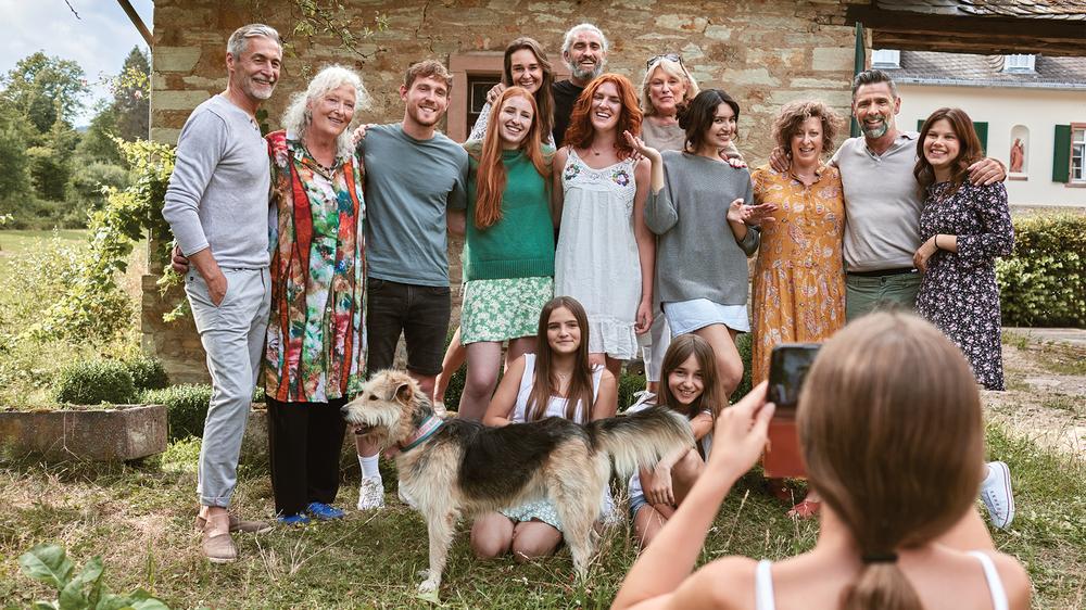 Stepchild Asked To Take Family Picture