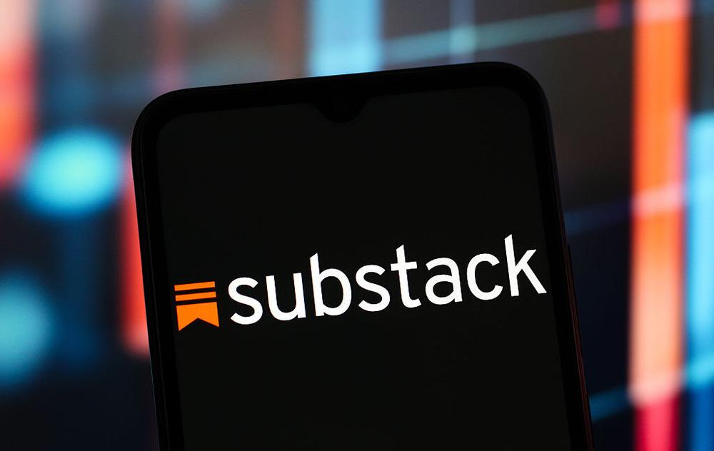 Substack’s “Nazi problem” won’t go away after push notification apology