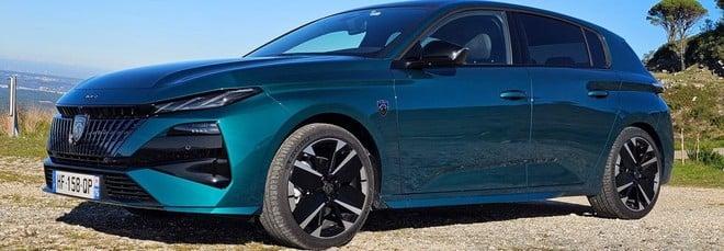 Prova nuova Peugeot 308: il restyling che la cambia, ma conferma tutto! | Video