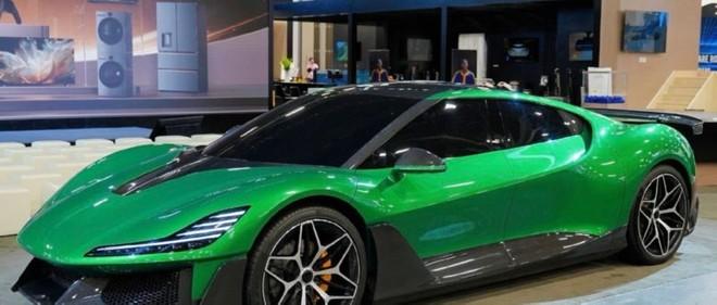 La supercar elettrica di Dreame ha debuttato al CES 2026: 4 motori elettrici e 1.900 CV