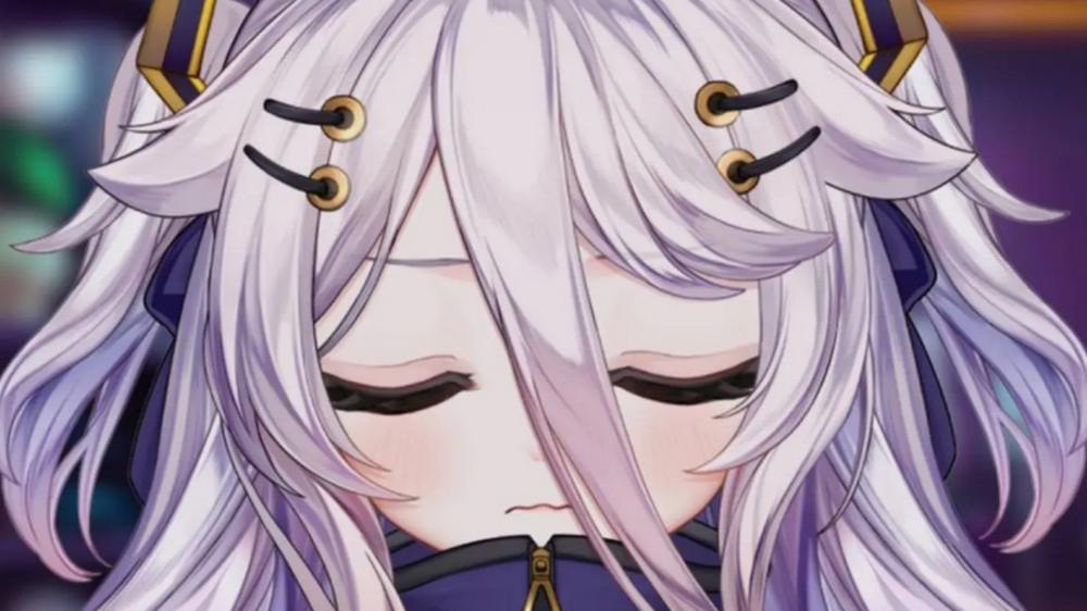 Henya accuses Vshojo of pocketing pre-order merch sales without manufacturing goods