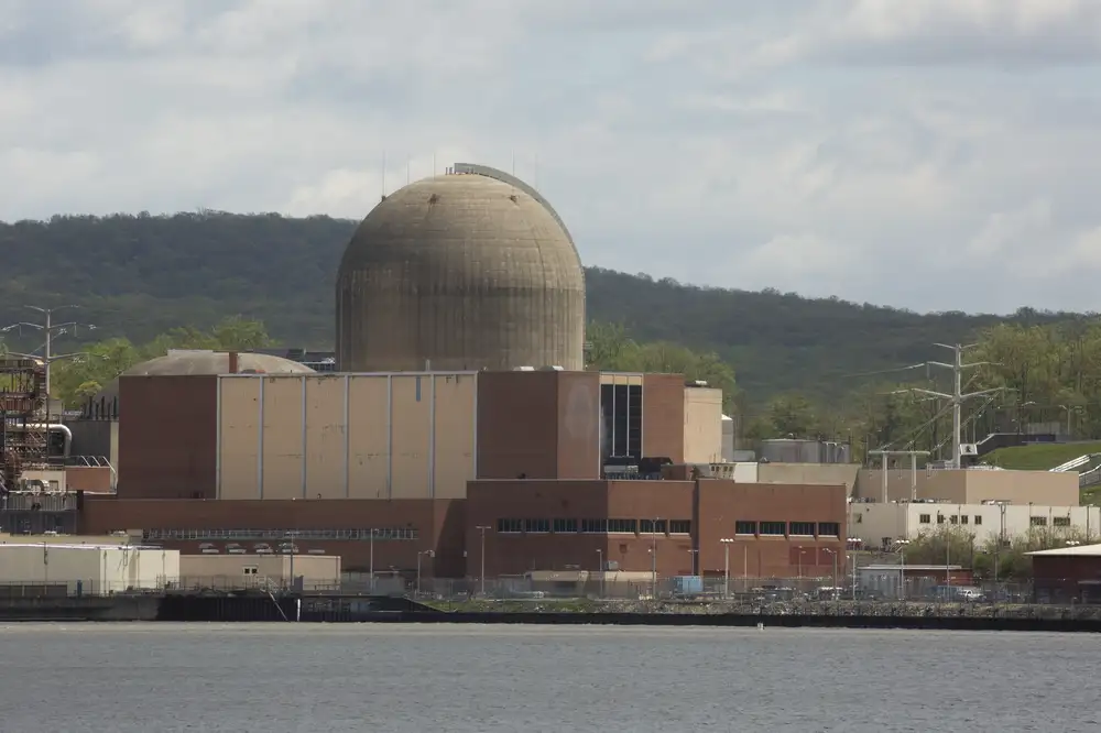 New York’s getting a new nuclear power plant