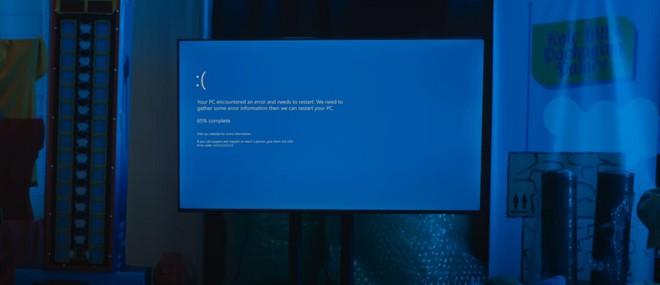 Apple riprende il caso CrowdStrike in uno spot che ironizza sulla sicurezza dei PC
