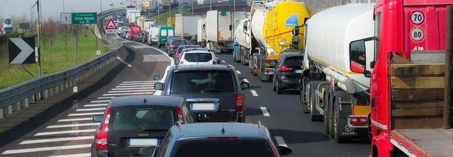 Esodo estivo, si entra nel vivo: weekend da bollino rosso sulle strade italiane