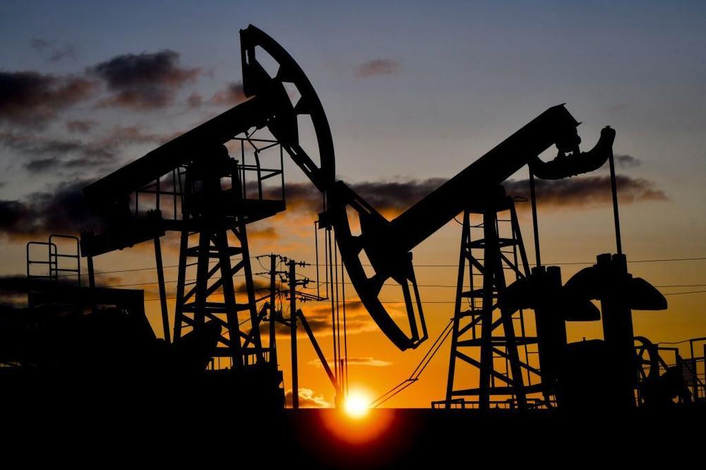 Canada aligns with allies to lower Russian oil price cap