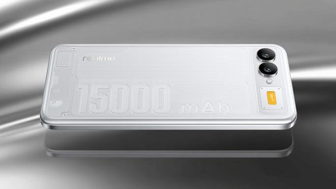 Realme sorprende: mega batteria da 15.000 mAh e una chicca gaming
