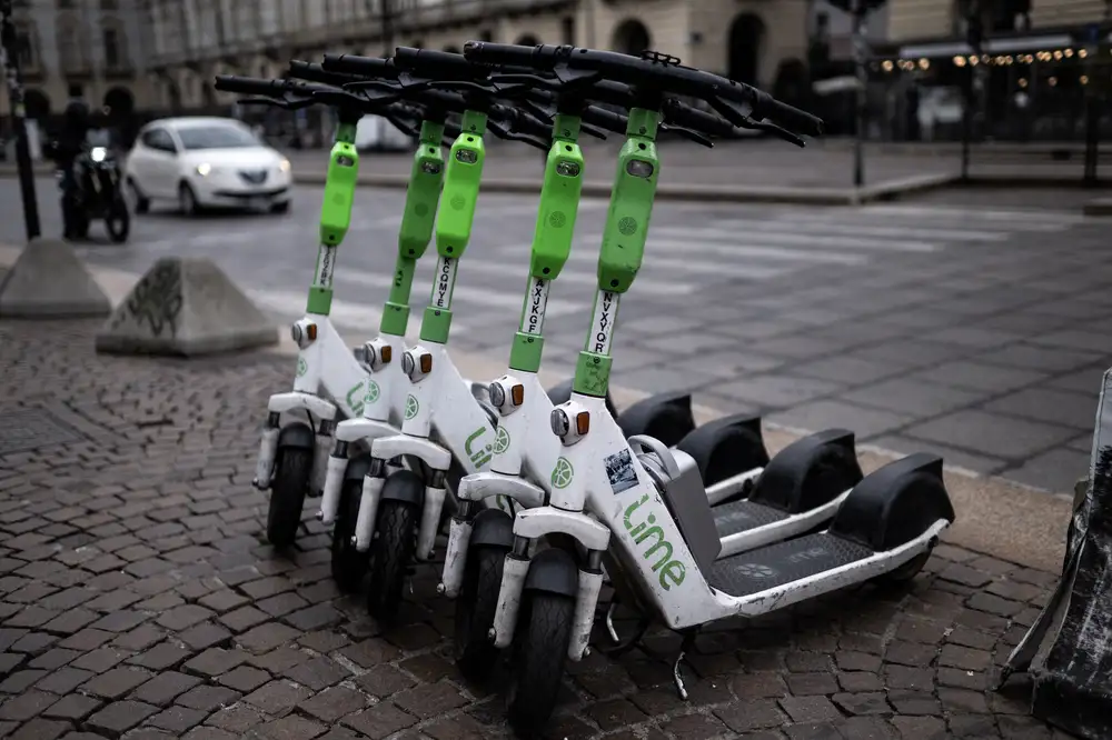 Lime renews vows with Uber ahead of busy summer season