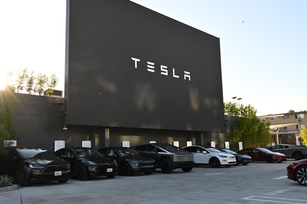 Tesla’s long-delayed retro diner and charging location is finally opening